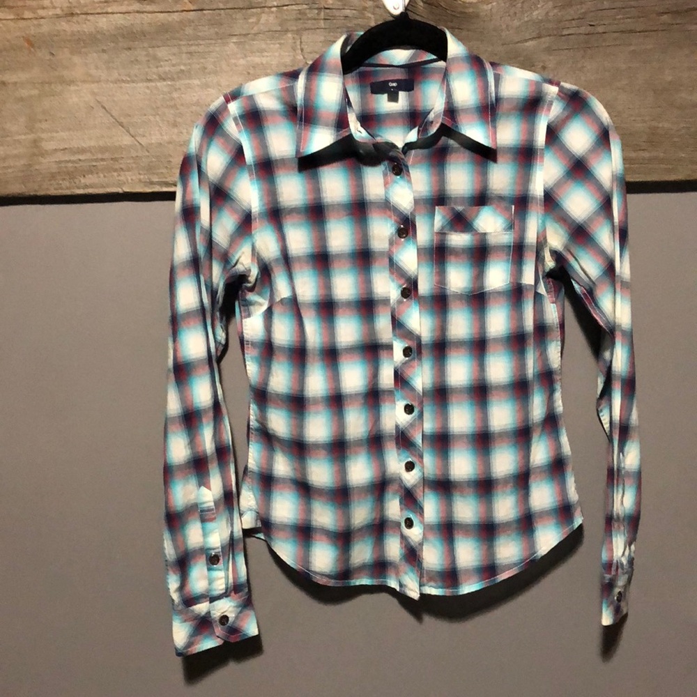 Y2K Gap plaid shirt